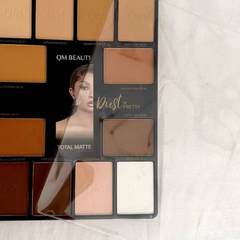 Queen May Beauty Powder Palette